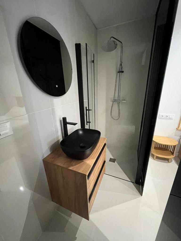 Suite Playamar Con Jacuzzi 托雷莫利诺斯 外观 照片