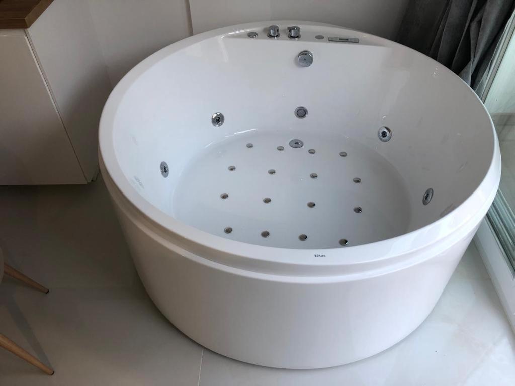 Suite Playamar Con Jacuzzi 托雷莫利诺斯 外观 照片